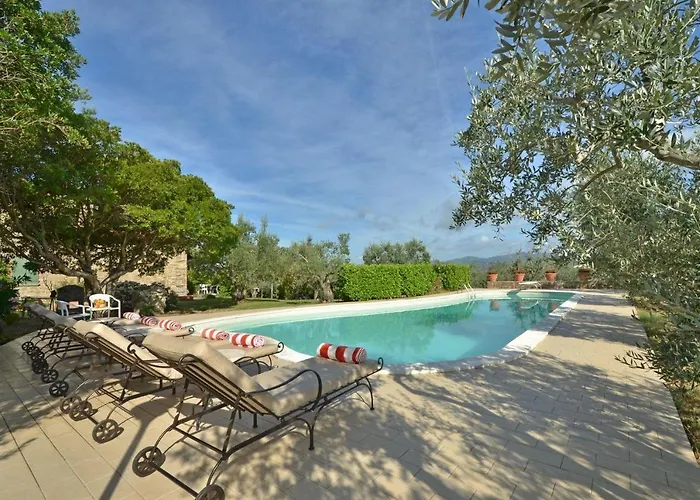 Villa Poggio Landi *